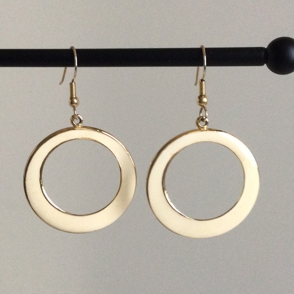 Vintage Classic Enamel Hoop Earrings - Picture 1 of 3